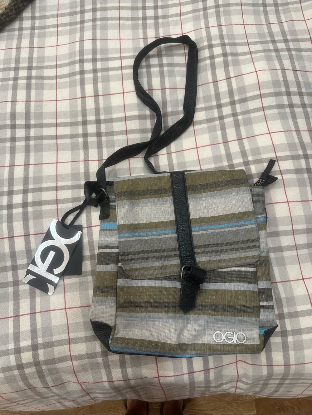 OGIO Men's Crossbody Messenger Bag in Olive Striped